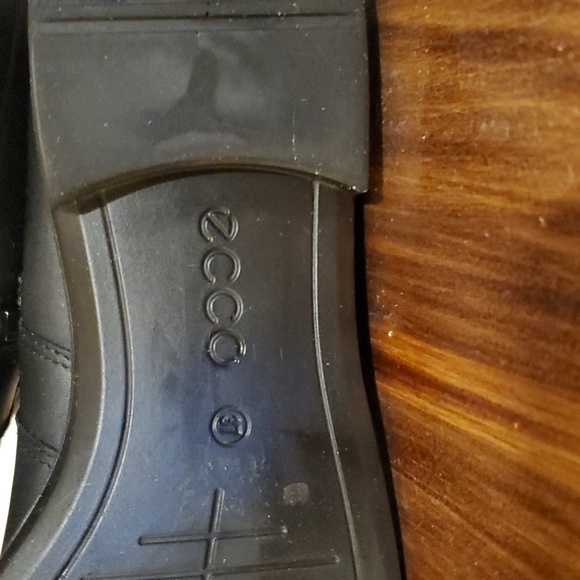 Ecco Womens Black Leather Booties Boots Side Zip Excellent Condition! Sz.6 - Picture 5 of 14